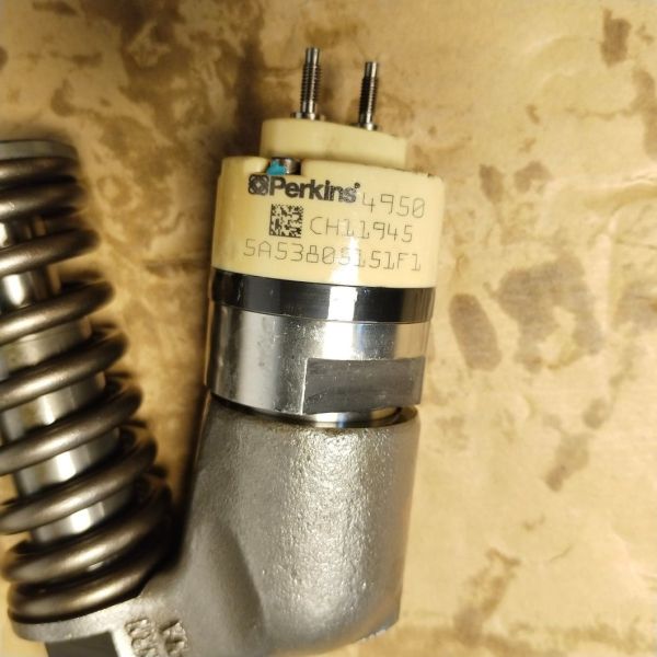 CH11945 Perkins Fuel Injector Durable Construction For Perkins 2500 Series Engines