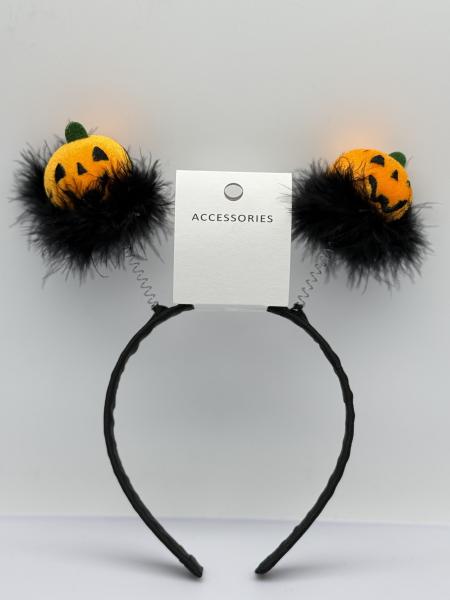 La bande de cheveux de la citrouille d'Halloween avec une touche de fourrure