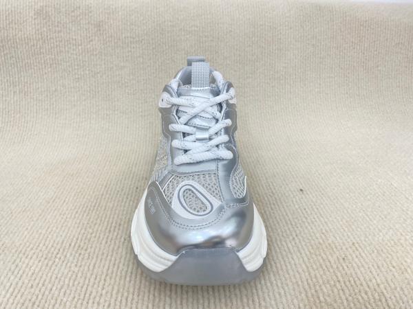 Women white running shoes with thick soled and breathable mesh upper genuine leather