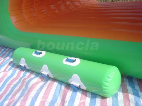 Corrediça de água de flutuação inflável