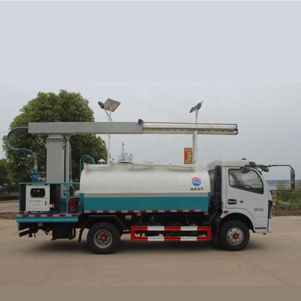 Camion arroseur de 4000 à 5000 litres, une seule rangée