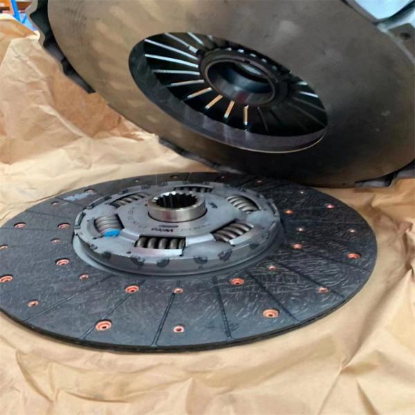 Heavy Truck Clutch Plate and Disc Year 2000-2013 OEM 1818010226 Stock