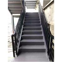 Escalier en acier galvanisé préfabriqué à économie d'espace pour la construction de projets