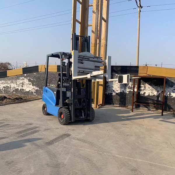 CPD18 Lead Acid Battery Forklift 1800kgs Small Electric Forklift