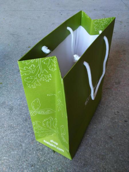 Eco-friendly durable customize paper shopping bags with  cottom rope handle