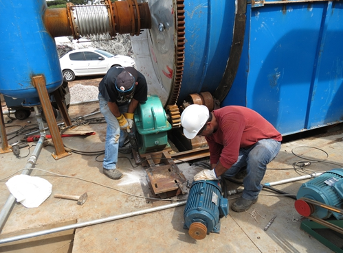 10 тонн Q245R Котельная стальная установка для переработки использованных резиновых шин в топливное масло