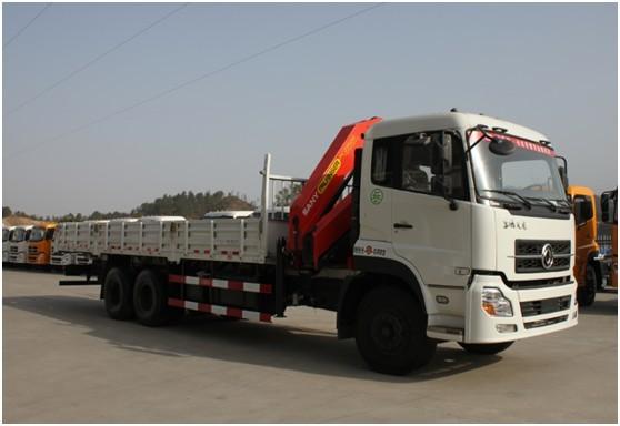 Dongfeng 6x4 LHD, RHD Truck Mounted Crane with Capacity 13ton for Sale