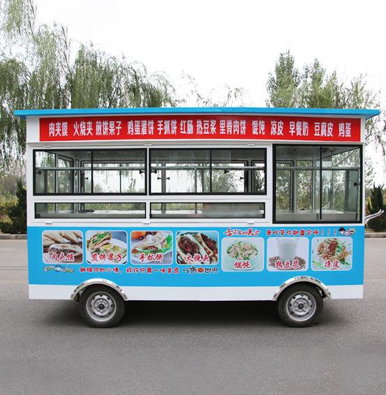Affordable Bus Dining Kitchen with 220V Power Supply dining car