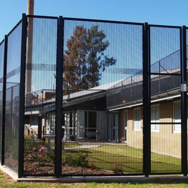 High Strength Anti Climb Metal Mesh 358 Anti Climb Fence Prevents Unauthorized Access With Excellent Visibility And Durability