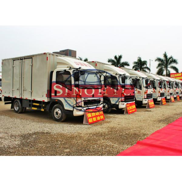 2 - 3 Tons Light Duty Cargo Van Box Truck , 90HP 4x2 Commercial Box Truck