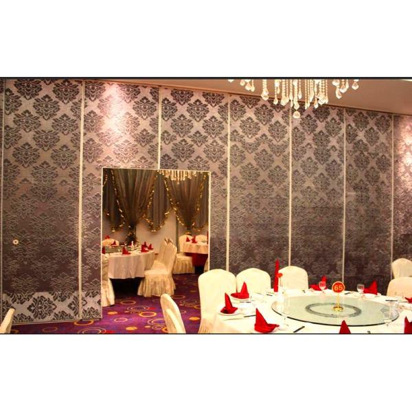 Алюминиевый звуковой барьер огораживает стену раздела зал свадьбы сползая двери складчатости для гостиницы