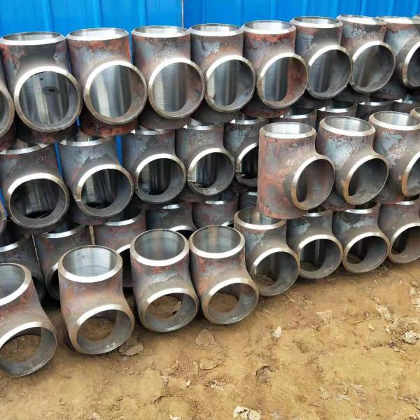 Батт стали углерода ASTM A234 Wpb сварил уменьшение тройника 40mm штуцера трубы