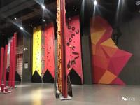 Parede de escalada do divertimento à prova de intempéries do PVC para a instalação fácil uma manutenção de 1 ano