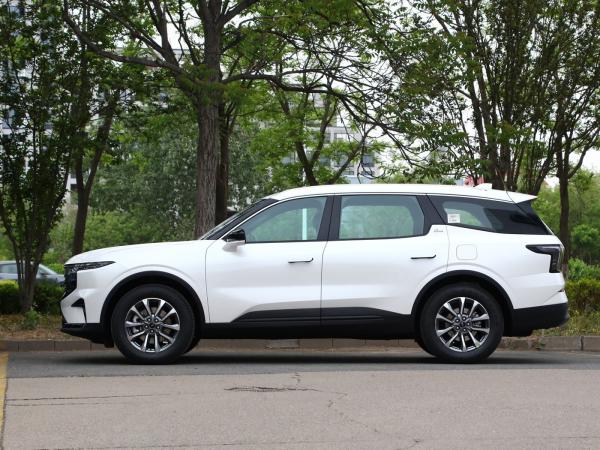 3950mm Wheelbase 2023 Ford Edge Ruijie L 2.0T EcoBoost E-Hybrid 4WD 5-Door SUV Electric Car