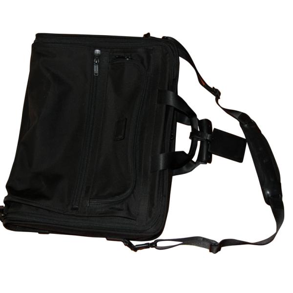 Black 1200D Oxford Fabric Men's Suit Garment Bags With Pockets For Shoulder Strap