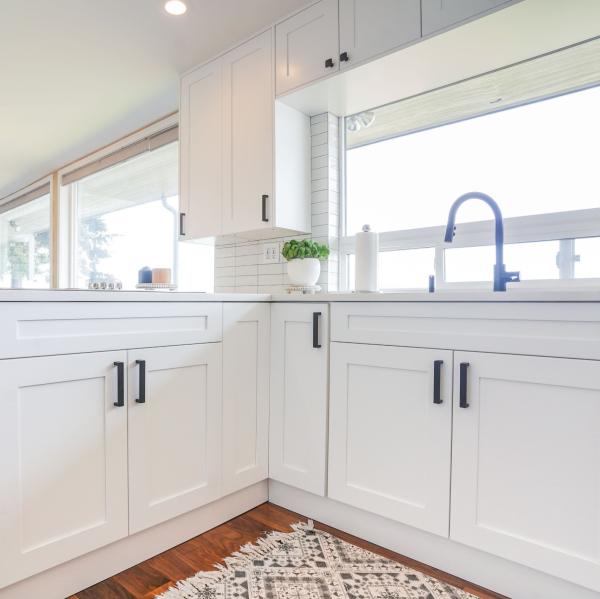 Shaker Lacquer Doors Island Modern Custom Modular Cabinets American Style