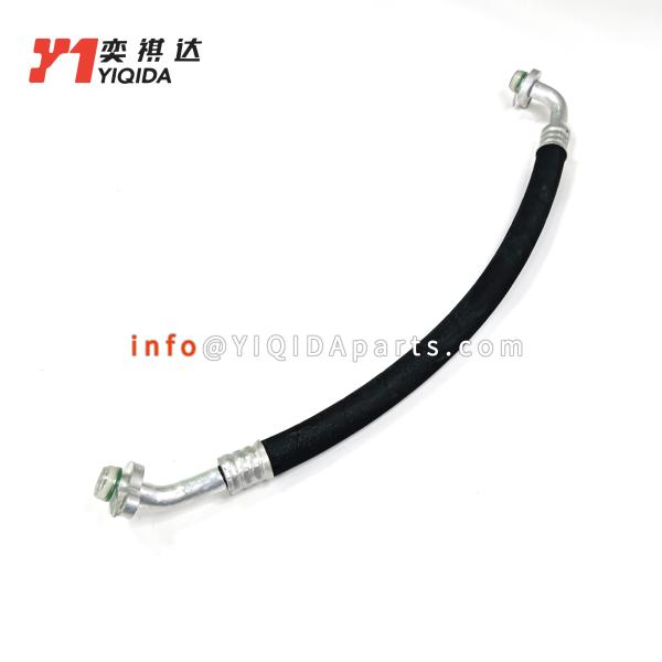 Rubber Car Hose Pipe 32226905 Auto Cooling Parts For Volvo V60 S60 XC60 XC90