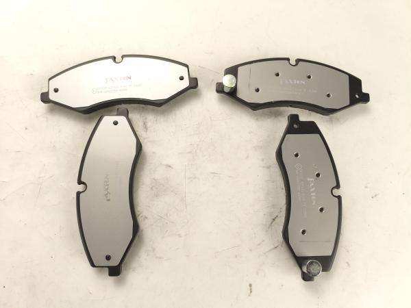 LR051626 LR065492 SFP500020 LR016962 LR021316 LR079910-1 Front / Rear Brake Pad For Land Rover Discovery 3/4/5, Sport 3.0T