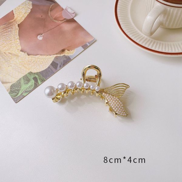 2025 New Fish Tail Temperament Pearl Hairpin Shark Clip