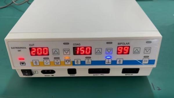 400W High-Frequency Electrosurgical Unit Bipolar & Monopolar Surgical Generator