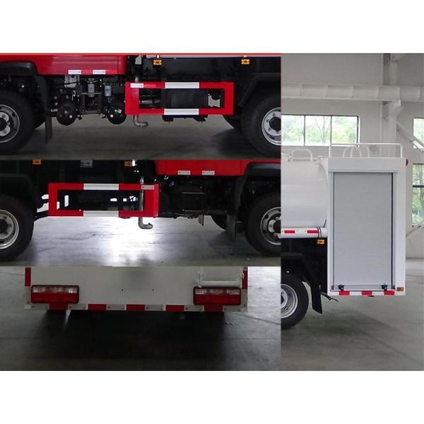9.5tons 4.5m3 Water Tanker Sprayer Truck With Q25-152E60 Engine For Road Cleaning