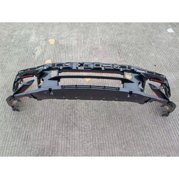 Car Parts EVO Two Wheel Drive 2019-2020 Type Body Kit Front Bumper Hot Selling Original for Lamborghini Huracan Standard Bolts