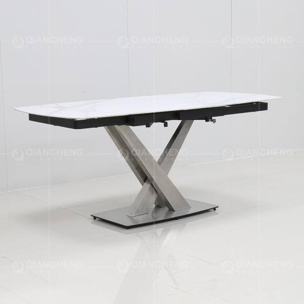 Mesa de jantar do mármore de Qiancheng com cadeiras