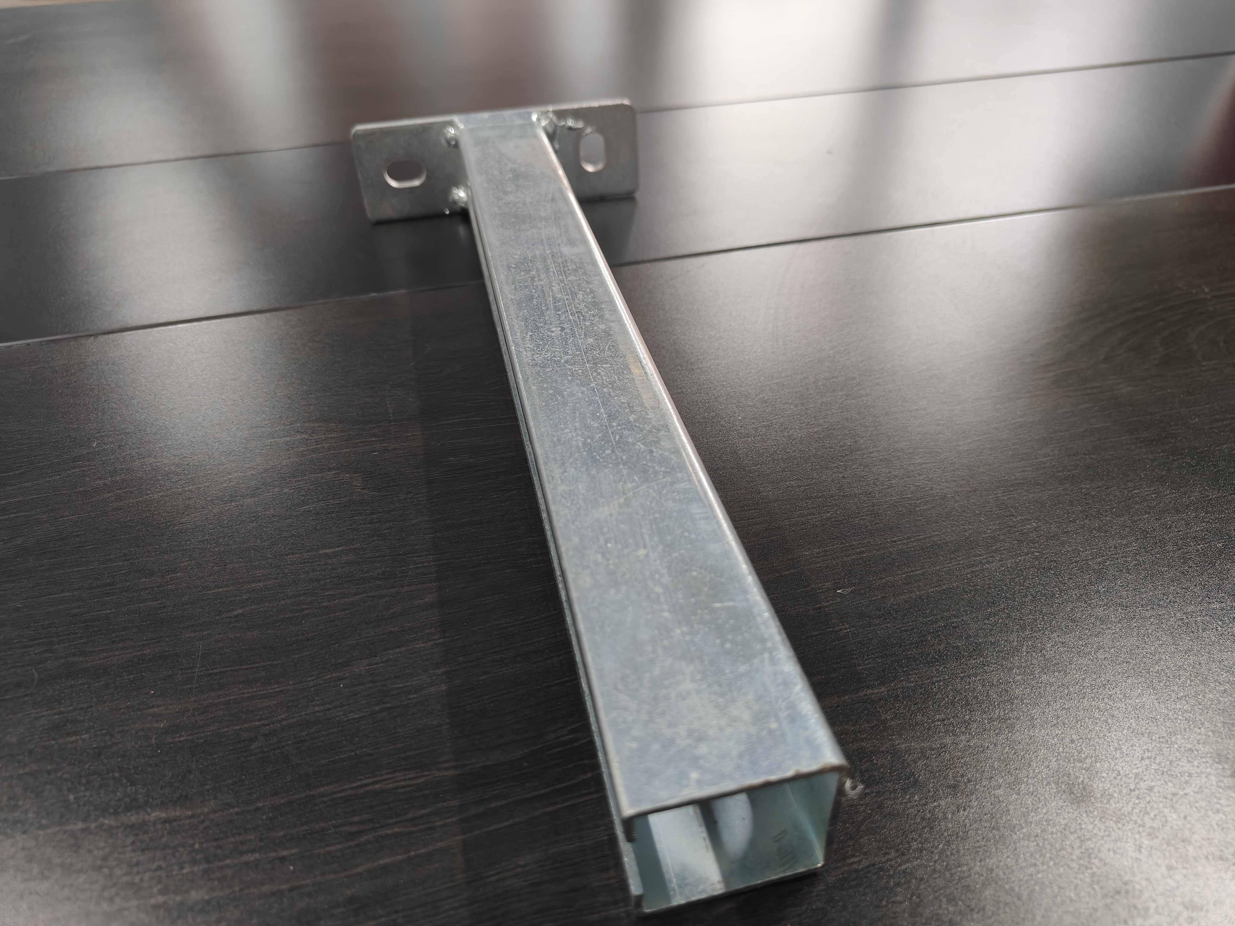 Unistrut Channels Steel Cantilever Brackets with Optional Diagonal Reinforcement for Support in Heavy Load and Medium Load Applications