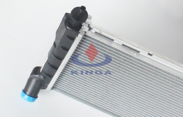 OEM : 92090138 , Ford Aluminum Radiator Of SAIL MT , PA