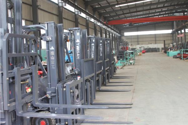1.5 ton hot sale industrial mini electric forklift good for your farm and garden