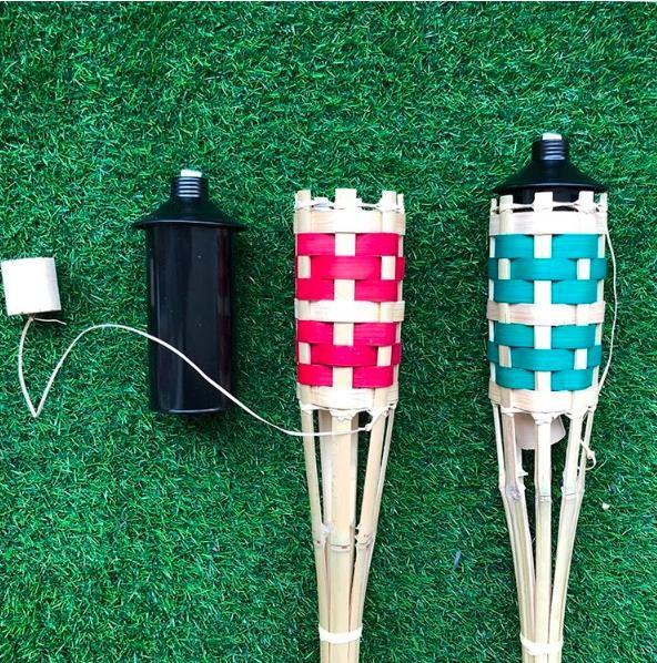 Garden Decor 115cm Bamboo Tiki Torches With Flickering Flame Metal Oil Canisters