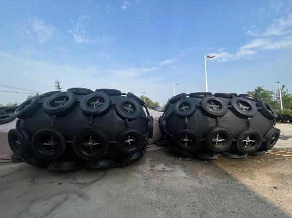 Fenders de borracha inflável pesados de Yokohama para navios