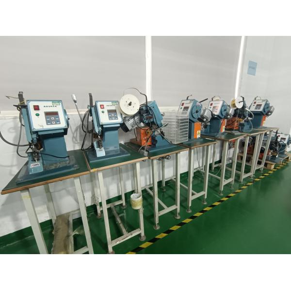 Cepillo masajeador eléctrico para el cuero cabelludo con terapia de luz roja para el crecimiento del cabello y alivio de la tensión