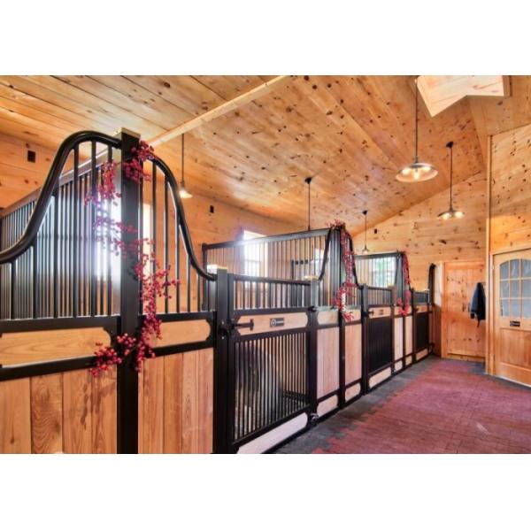 Fully Welded Steel Horse Stables , Bamboo / Pine Infill Galvanized Horse Stalls