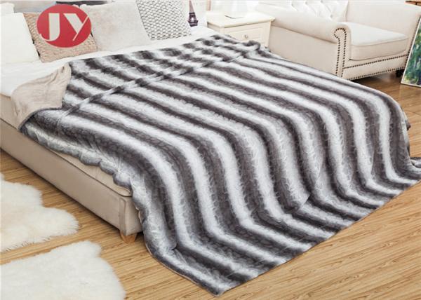 Custom Size 100% Polyester PV Fur Blanket Printed Thick Faux Brown King Size For Home