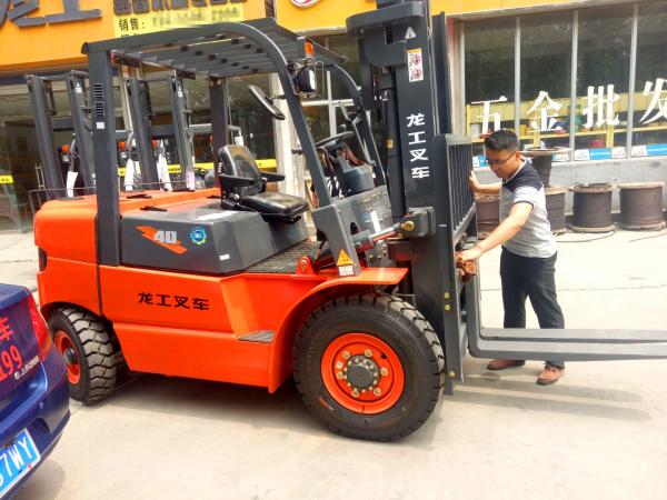 HELI Brand CPD20S Chinese / Japan Engine 2 Ton Electric Forklift 3 Wheel Forklift
