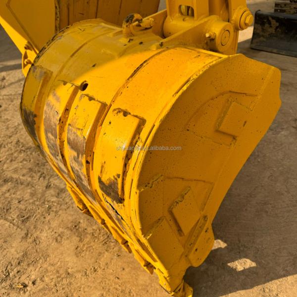 Excavateur Komatsu PC56 de 5 tonnes d'occasion Systèmes d'économie de carburant Systèmes de travail Couleur originale