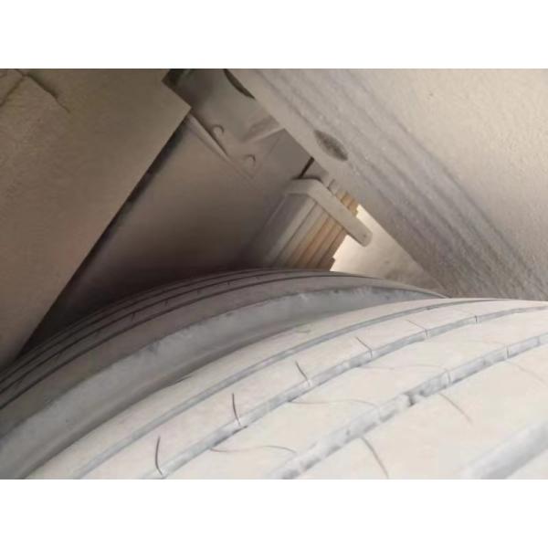 Yutong Used Coach Bus 51 Seats Purple Color Max Speed 100km/H Diesel Strong Engine