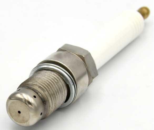 Spark Plug Matching For X52404500056 (4000L61, 4000L62, 4000L63, 4000L62FB)