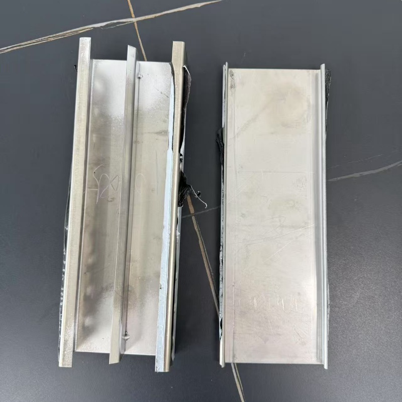 High-Quality Stainless Steel Cable Tray Outstanding Anti-corrosion Performance Add Partition Board Multiple Cables