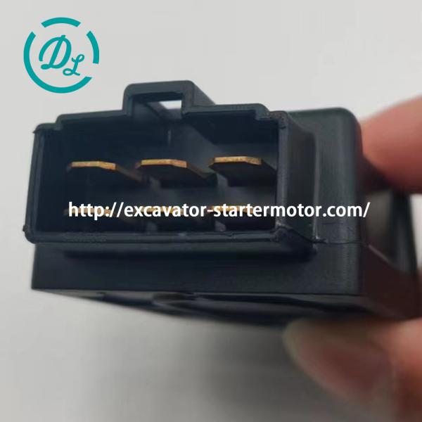 ISUZU 4JG1 Temporizador de relé de bujías de incandescencia OEM 8-97105790-0