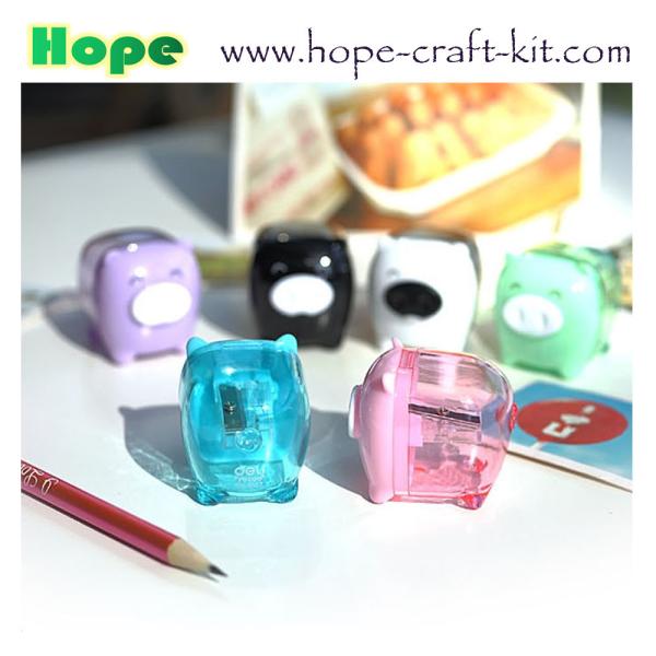 Various Colors  Manual pencil sharpener 3.5cm Kids Children Stationery Supplies Animal Mini Piggy Piglet Dinosaur