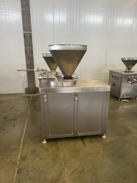 Heavy Duty Vertical Sausage Stuffer For Industrial Meat Processing Line