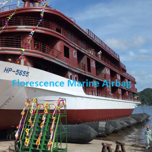 Heavy Duty Ship Launching Balloon Rubber Airbags With Free Fittings