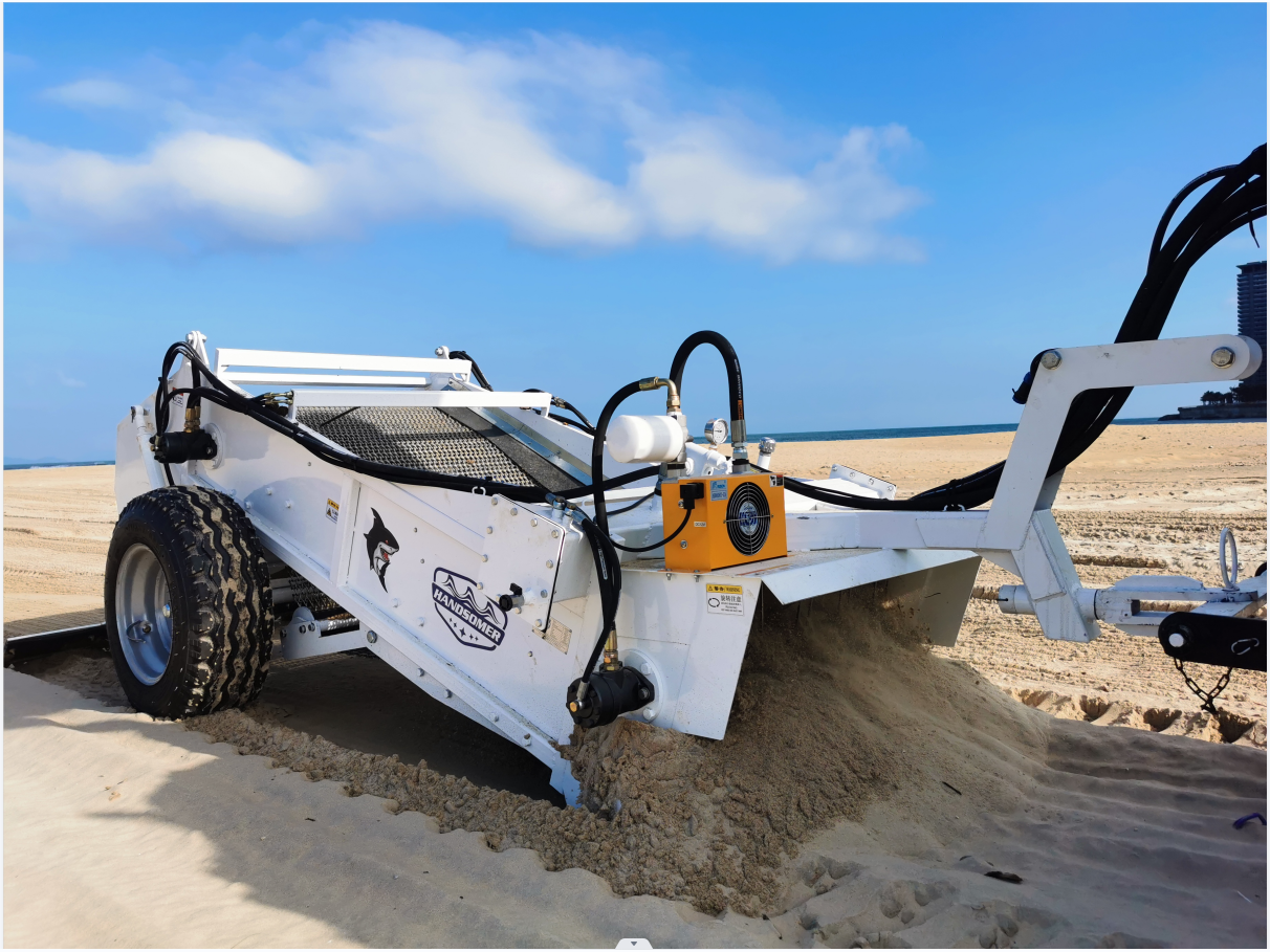 HANDSOMER-1400 Tractor Towable Beach Cleaner | 1.4m Hydraulic Vibration Sand Sifter
