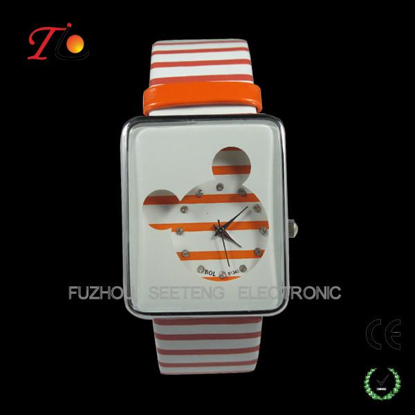 Cute Mickey Mouse style lady watch hot selling watches young girl watch for promotion