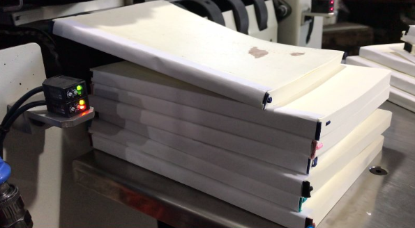 High Speed Book Block Spine Paper Pasting Machine Auto Cut And Smooth Pasting For Hardcover Book Making