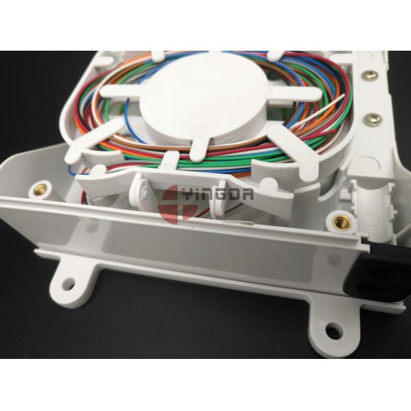 Крытым установленная стена коробки замка для канатов оптического волокна КПЭ 8 портов прекращенная распределением