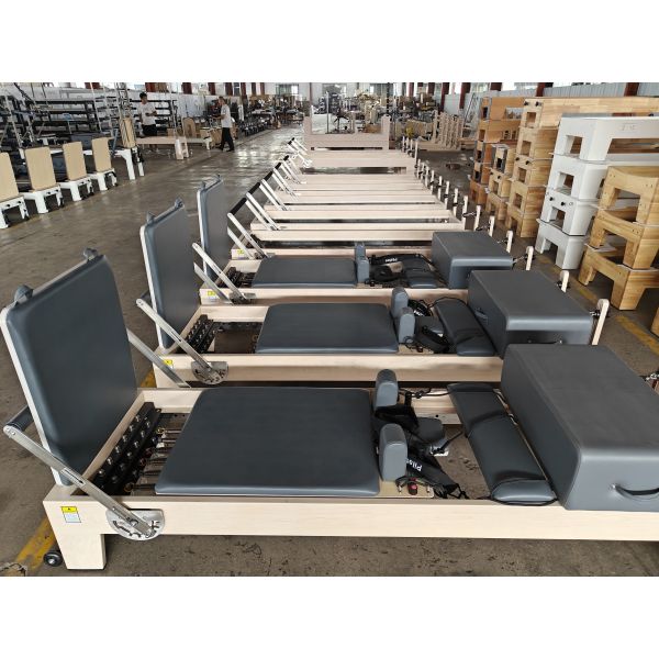 Maple Wood Pilates Reformer U+PL001S with Reinforced Frame Construction