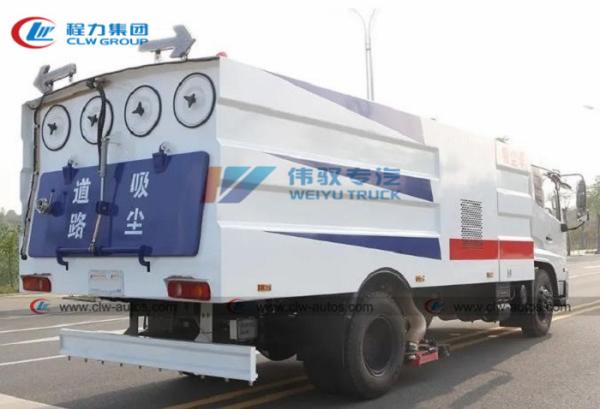 Caminhão do vácuo da vassoura de rua de Dongfeng 9cbm com o pneu 10.00R20